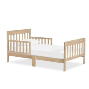 Finn Toddler Bed in Vintage White Oak, Greenguard Gold and JPMA Certified, Non-Toxic Finish, Made of Sustainable New Zealand Pinewood, Wooden Nursery Furniture